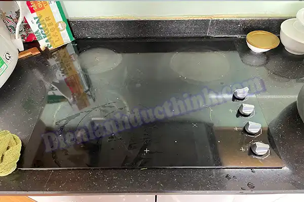 Lỗi E5 bếp từ Sunhouse