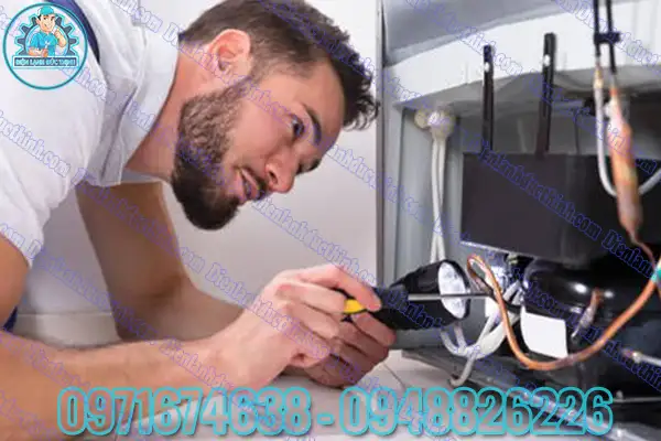 Giá lốc tủ lạnh Hitachi Inverter