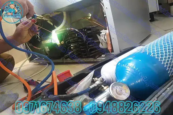 Lốc máy lạnh Hitachi