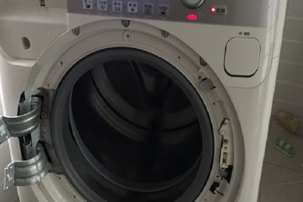 Sửa Máy Giặt Toshiba Nội Địa Nhật Báo Lỗi E51-3