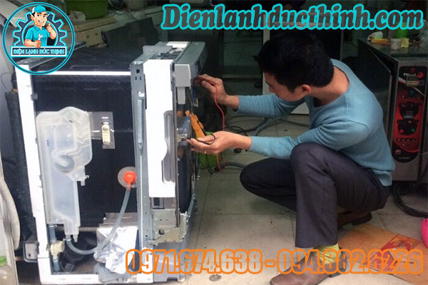 Sửa Máy Rửa Bát Electrolux Tại Nhà Ở Hà Nội - TP HCM3