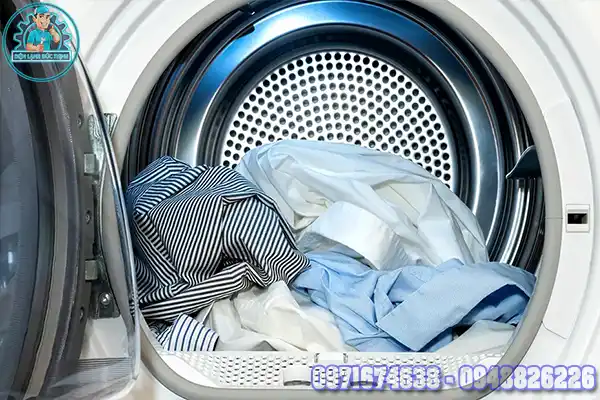 Máy giặt Electrolux báo lỗi EFO