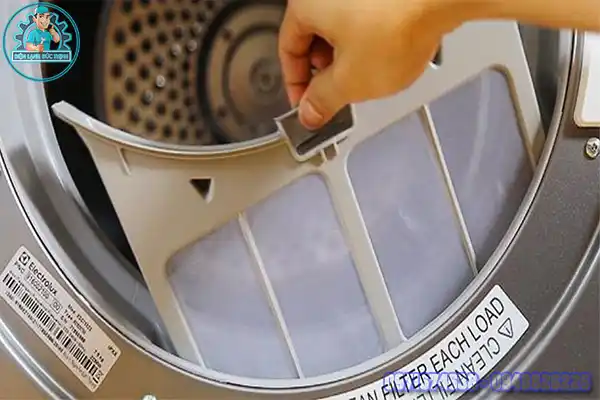 Hướng Dẫn Sửa Máy Sấy Quần Áo Không Vào Điện3