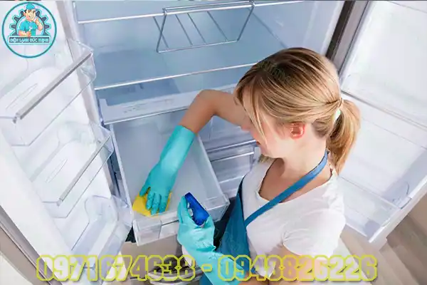 Cách Tháo gioăng tủ lạnh để vệ sinh