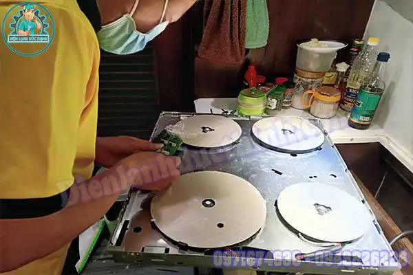 Cách Sửa Bếp Từ Tại Nhà Quận 33