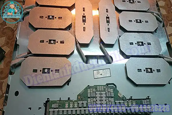 Hướng Dẫn Tự Kiểm Tra và Phòng Tránh Các Lỗi Thường Gặp Ở Bếp Từ Ariston
