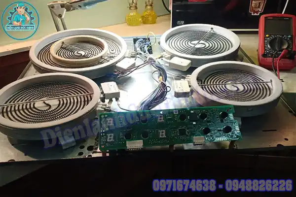 Sửa Mặt Kính Bếp Từ Kanzler