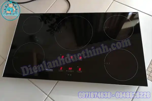 Bếp từ báo lỗi lo