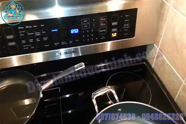 How do I clear the error code on my Samsung stove?