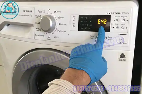 Cách đọc mã lỗi máy giặt Electrolux