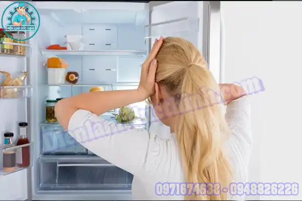 Tủ lạnh Toshiba báo lỗi ee
