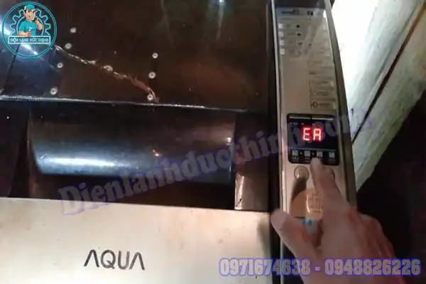 Mã lỗi máy giặt AQUA U4