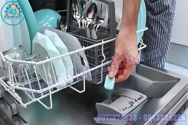 Các đèn báo lỗi máy rửa bát Bosch
