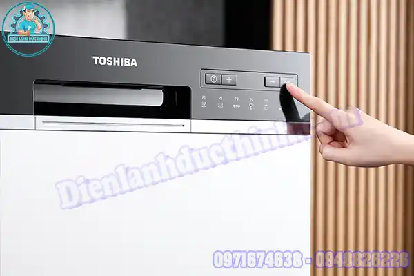 Toshiba Dishwasher self cleaning