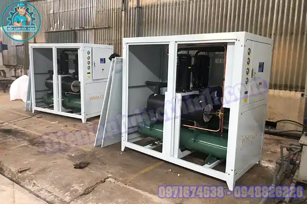 Máy làm lạnh nước giải nhiệt gió