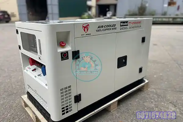 Máy Phát Điện Chạy Dầu 16kW 1-3 Pha TT-25000SE TT Pro