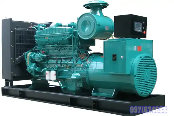 Máy phát điện công nghiệp 3 pha giá bao nhiều