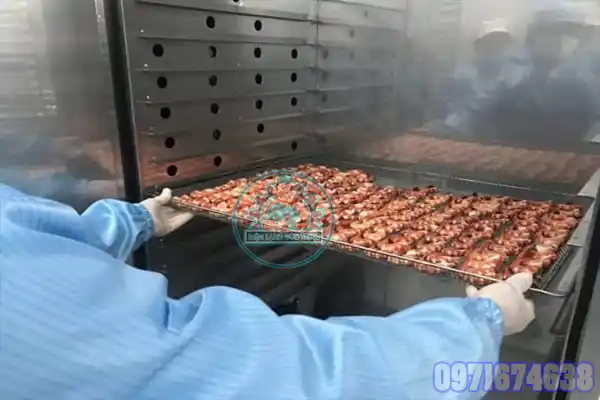 máy sấy lợn khô công nghiệp
