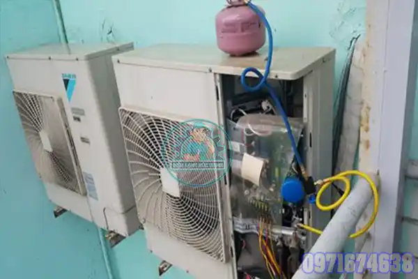 Đơn Vị Sửa Điều Hoà Tại Long Biên Giá Rẻ | Có Mặt Nhanh 30 Phút