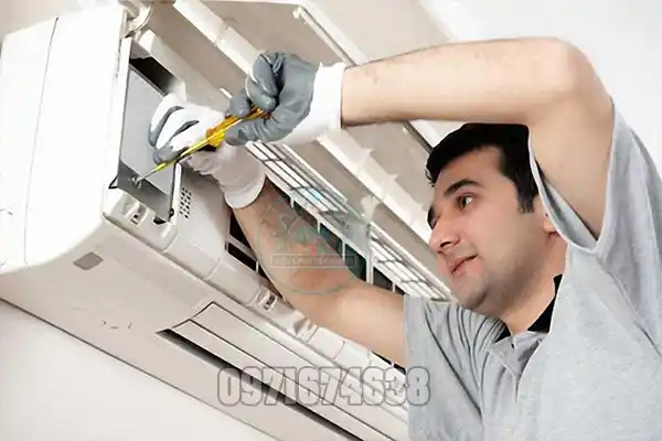 Sửa Điều Hòa Tại Xuân Tảo Ngoại Giao Đoàn, Hoàng Minh Thảo