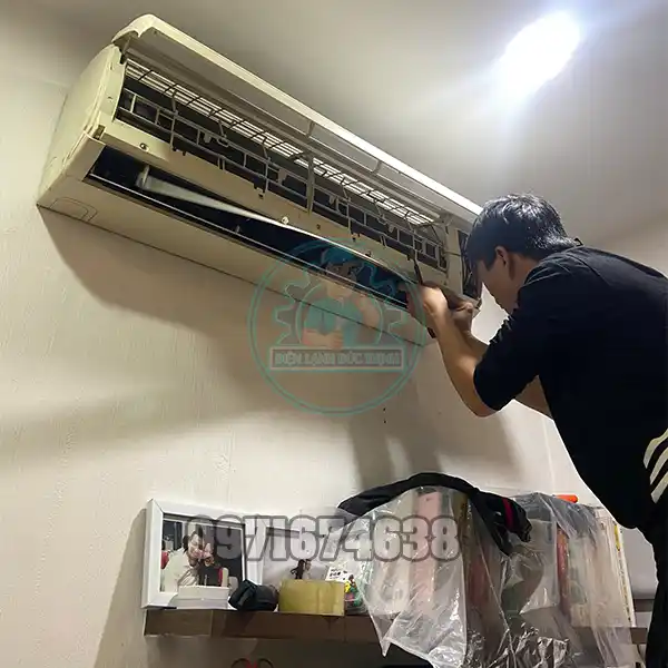 Thợ Sửa Điều Hòa Tại Phường Ngọc Khánh Ba Đình Đến Ngay Thợ Sửa Điều Hòa Tại Phường Ngọc Khánh Ba Đình Đến Ngay